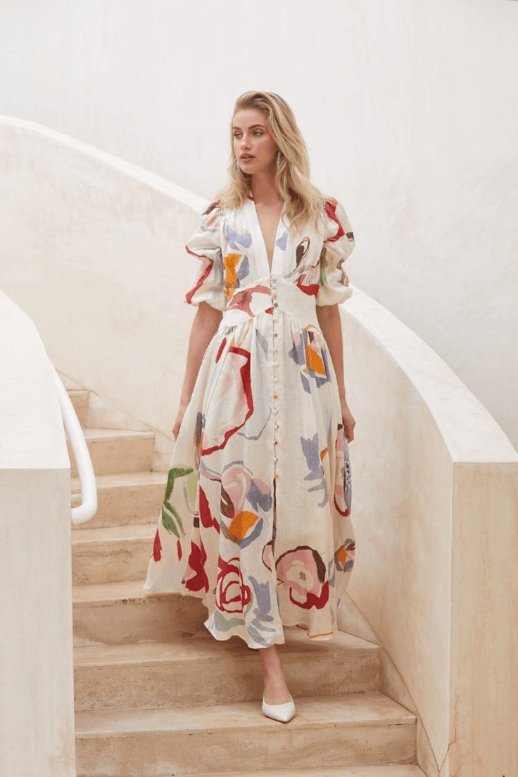 Clothing & Dresses